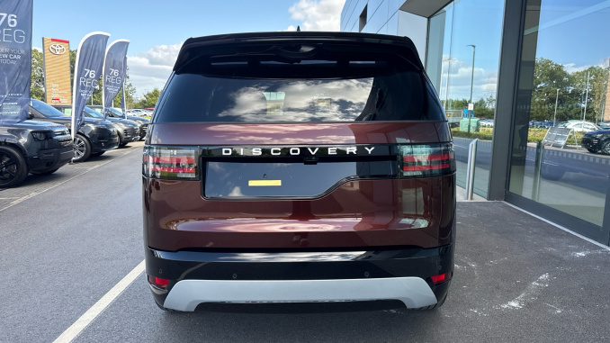 Land Rover Discovery 3.0 D350 Gemini 5dr Auto Diesel Station Wagon - Image 10